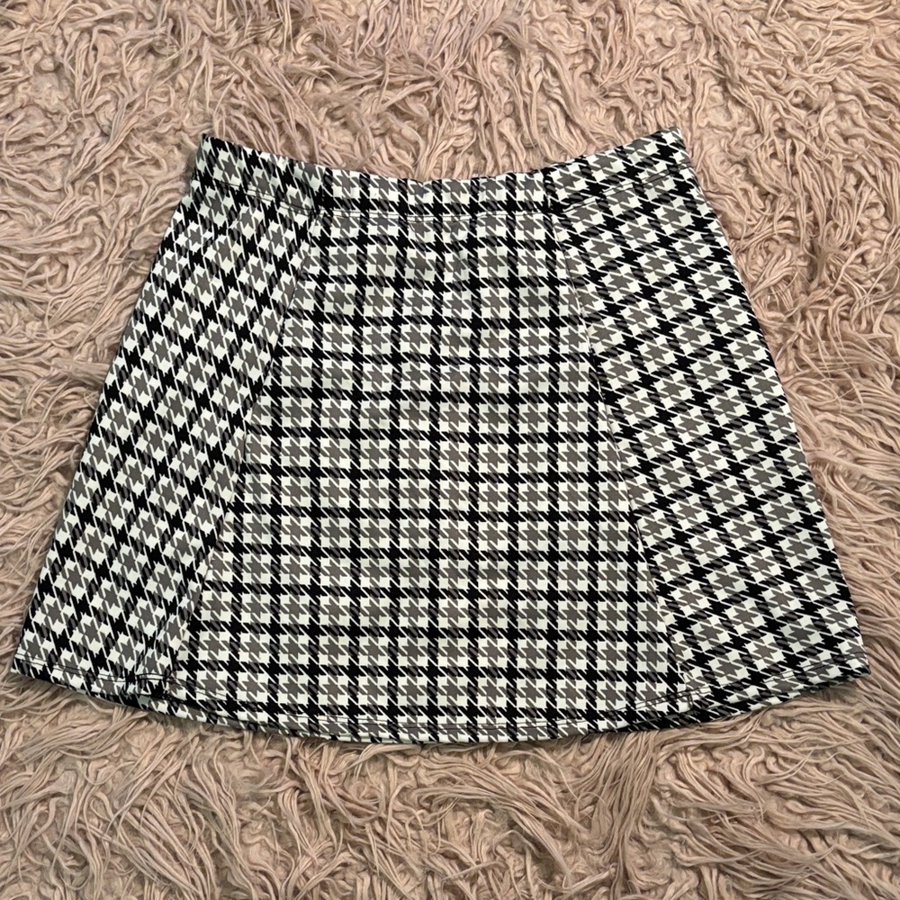 Jolie & Joy (Nordstrom) Houndstooth Mini Skater Skirt - Picture 2 of 9